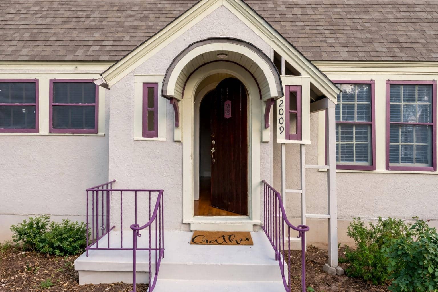 2009 Travis Heights, Austin 78704