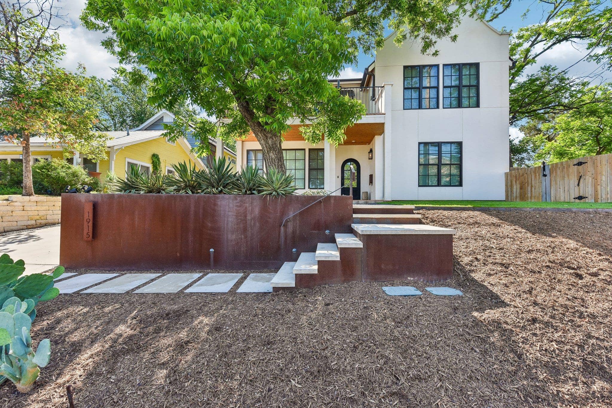 1915 Brackenridge, Austin 78704
