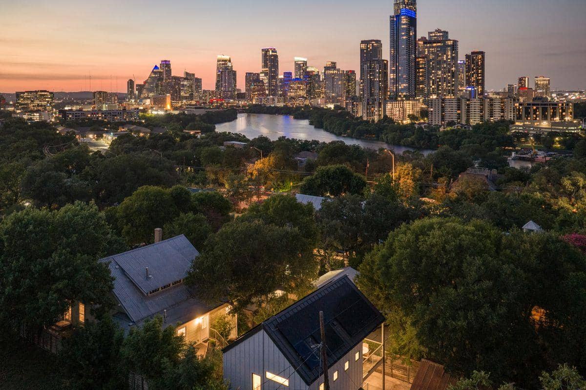 1105 Travis Heights, Austin 78704