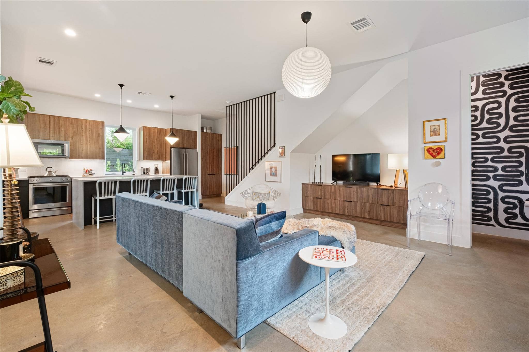 619 Tillery #A, Austin 78702
