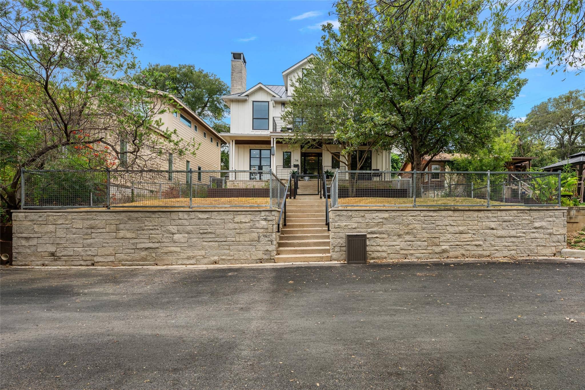 714 Upson, Austin 78703
