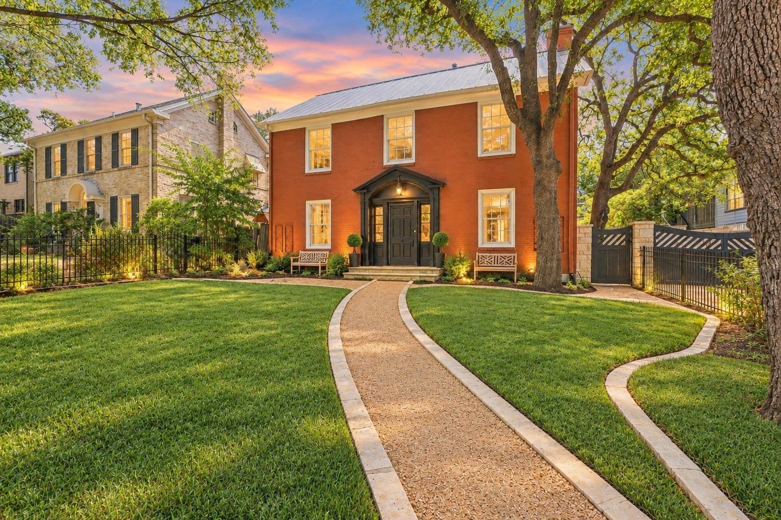 1407 Hartford, Austin 78703