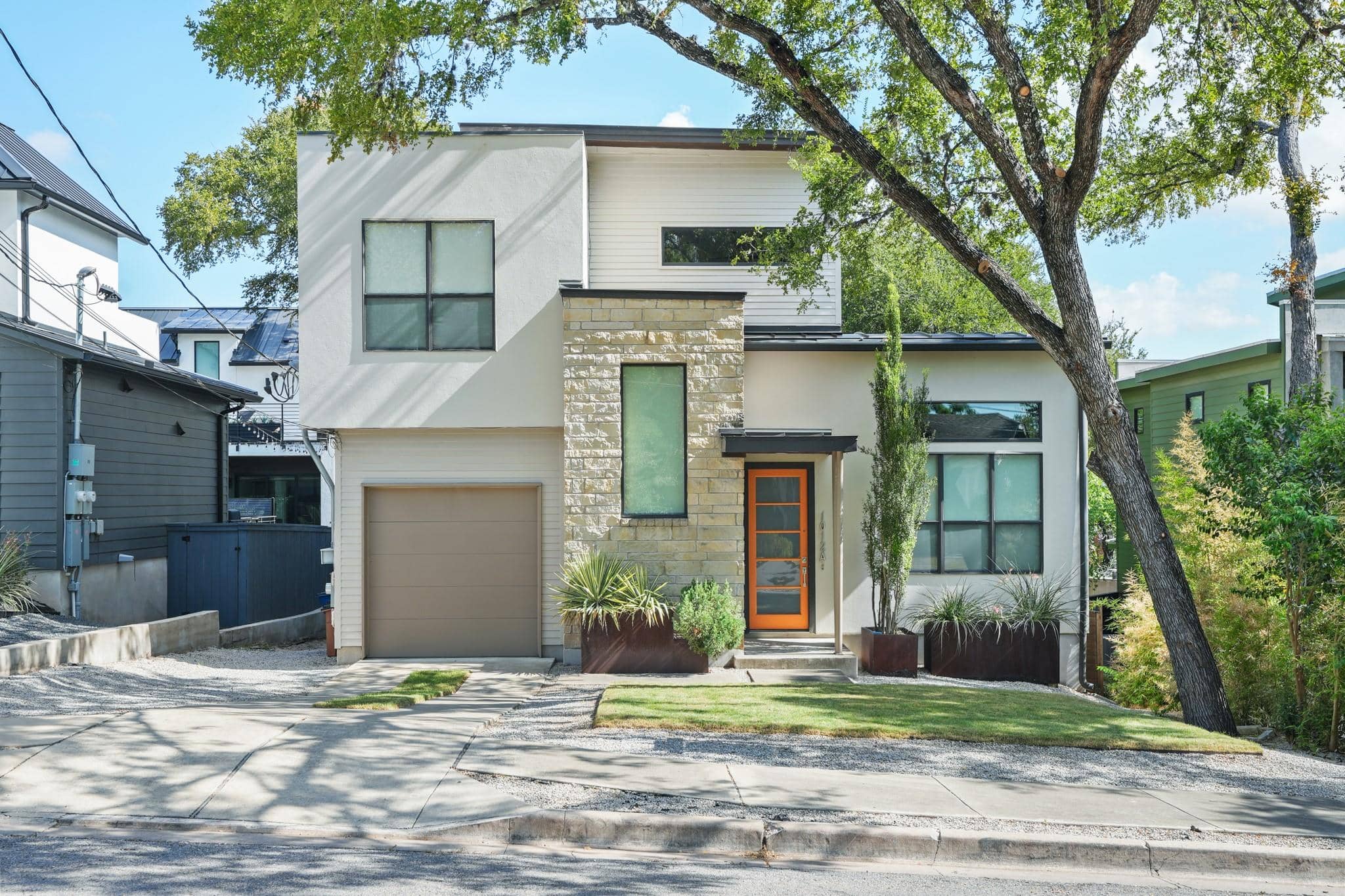 1012 Harwood #A, Austin 78704