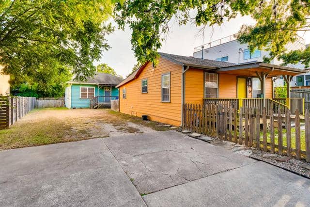 711 Jewell #A & B, Austin 78704