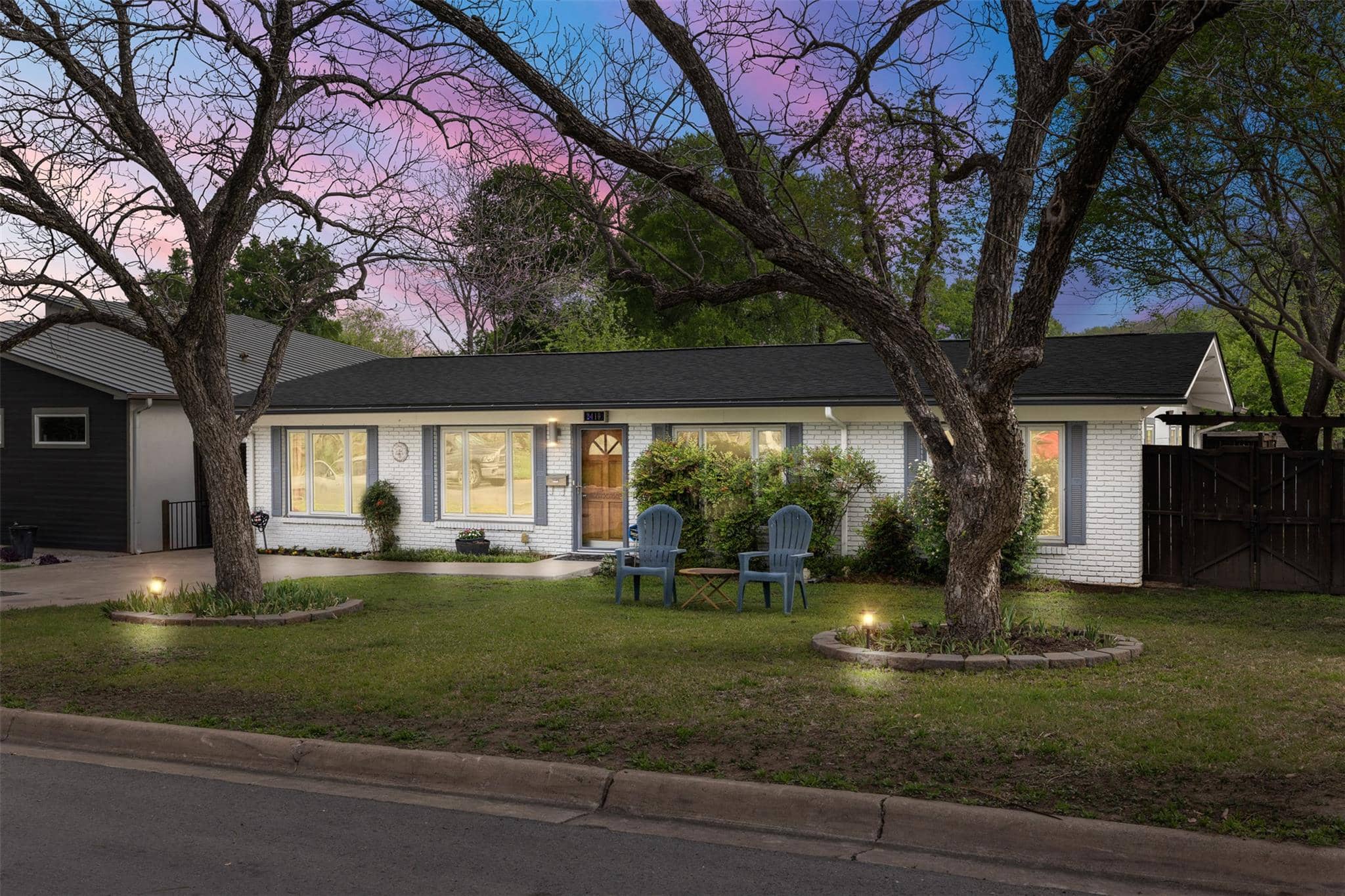 2410 Elmglen, Austin 78704