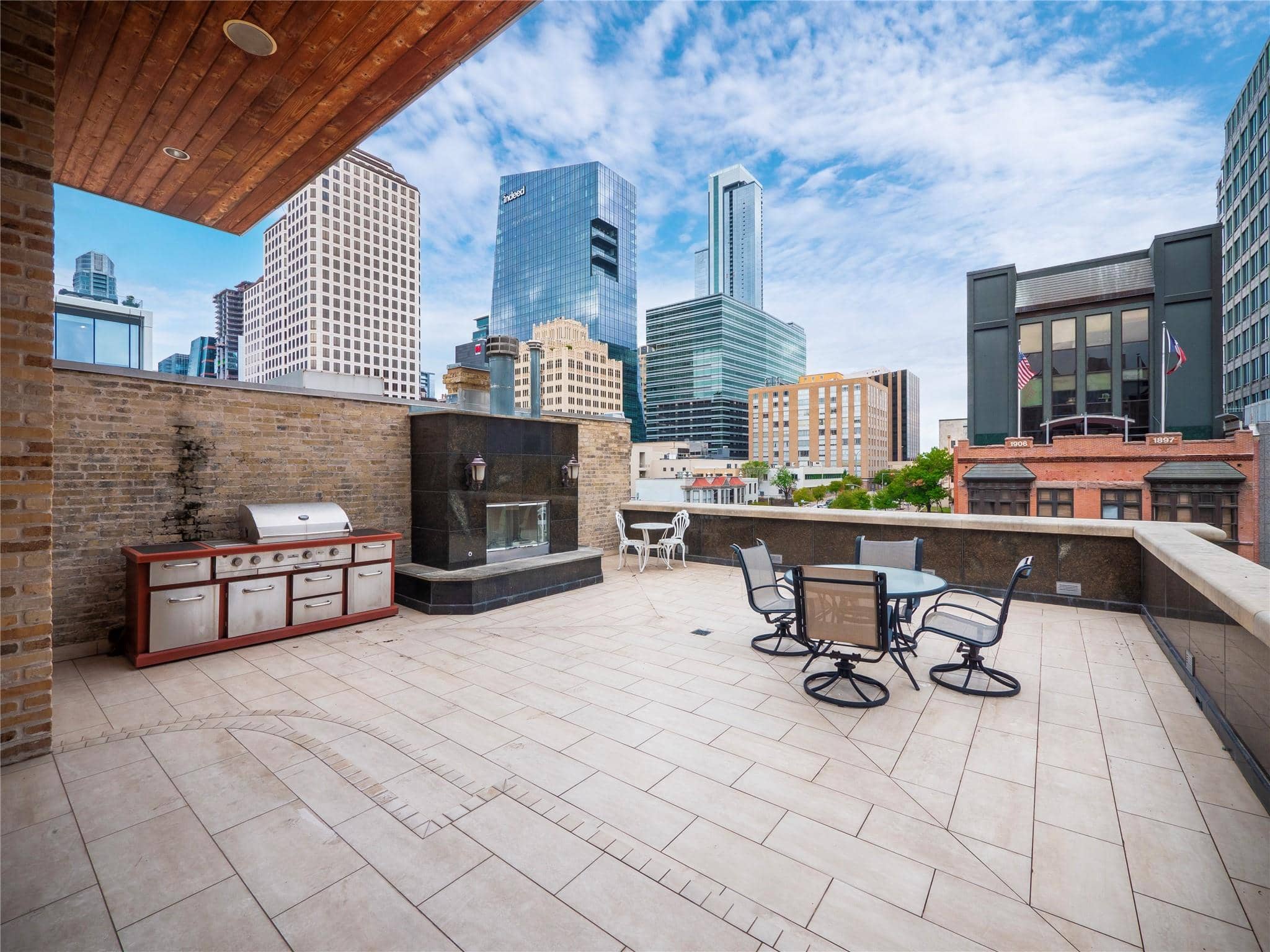 805 Congress, Austin 78701