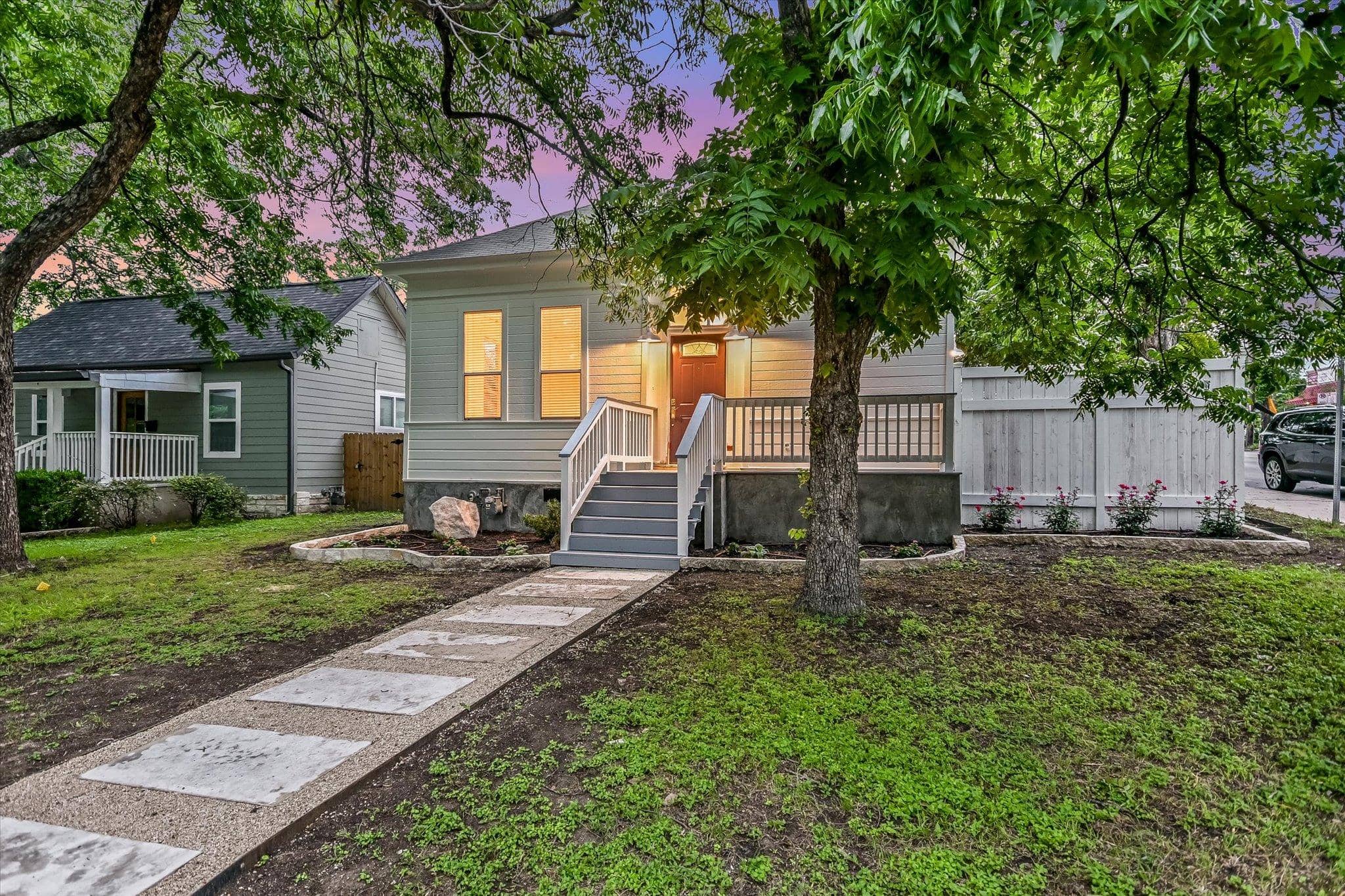 1711 Eva, Austin 78704