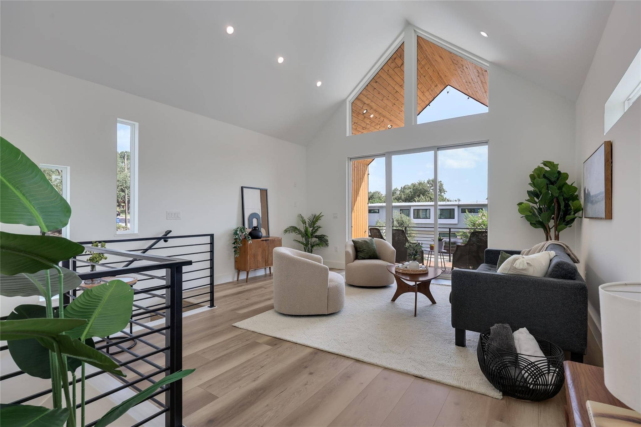 511 South Park #2, Austin 78704