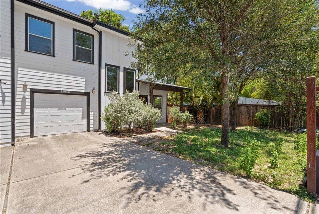 3304 5th #B, Austin 78702