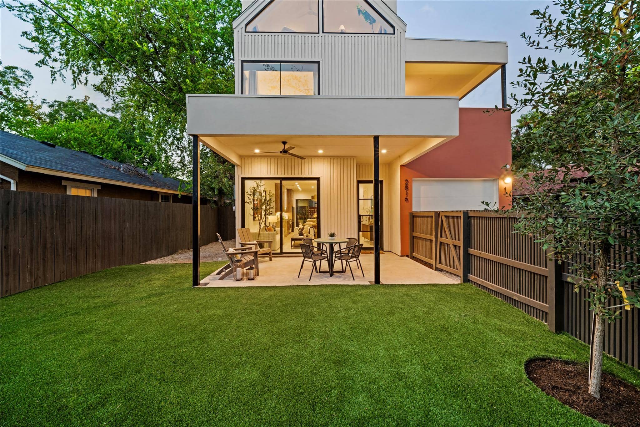 2816 Garwood #1, Austin 78702