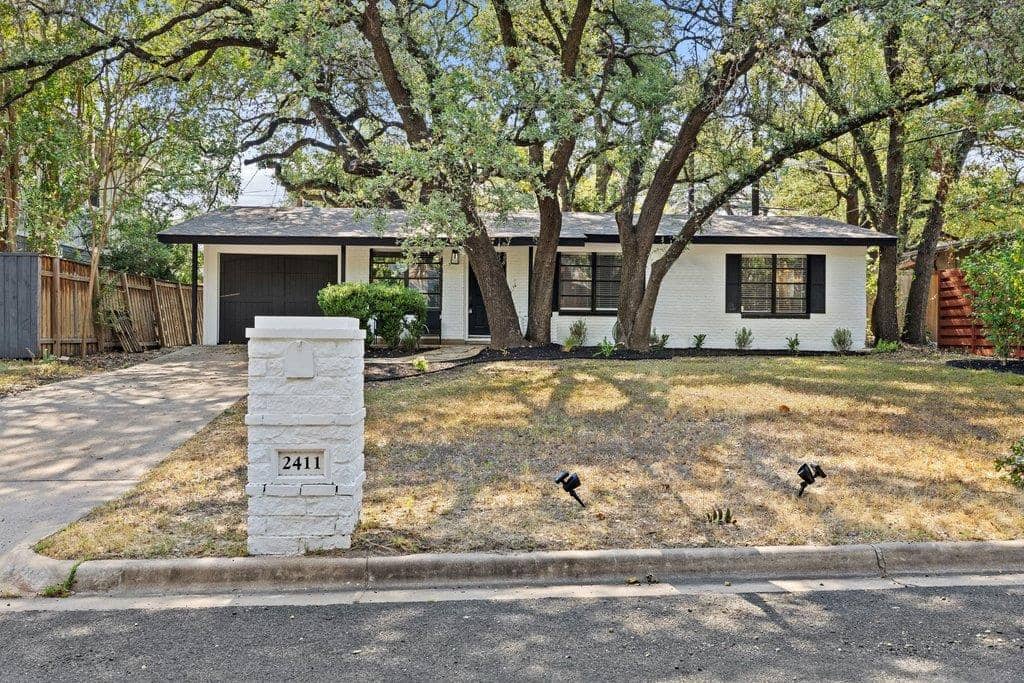 2411 6th, Austin 78704