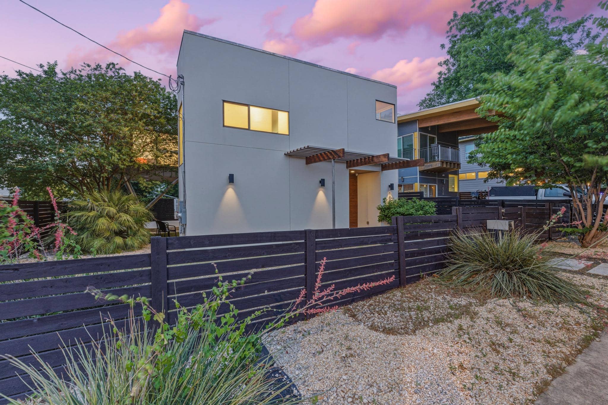 1606 Salina, Austin 78702
