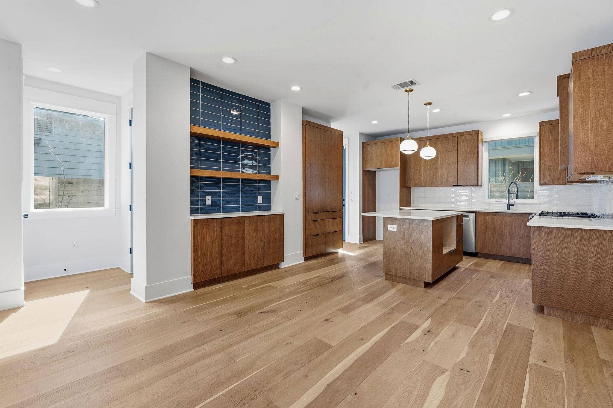 2921 Lyons #1, Austin 78702
