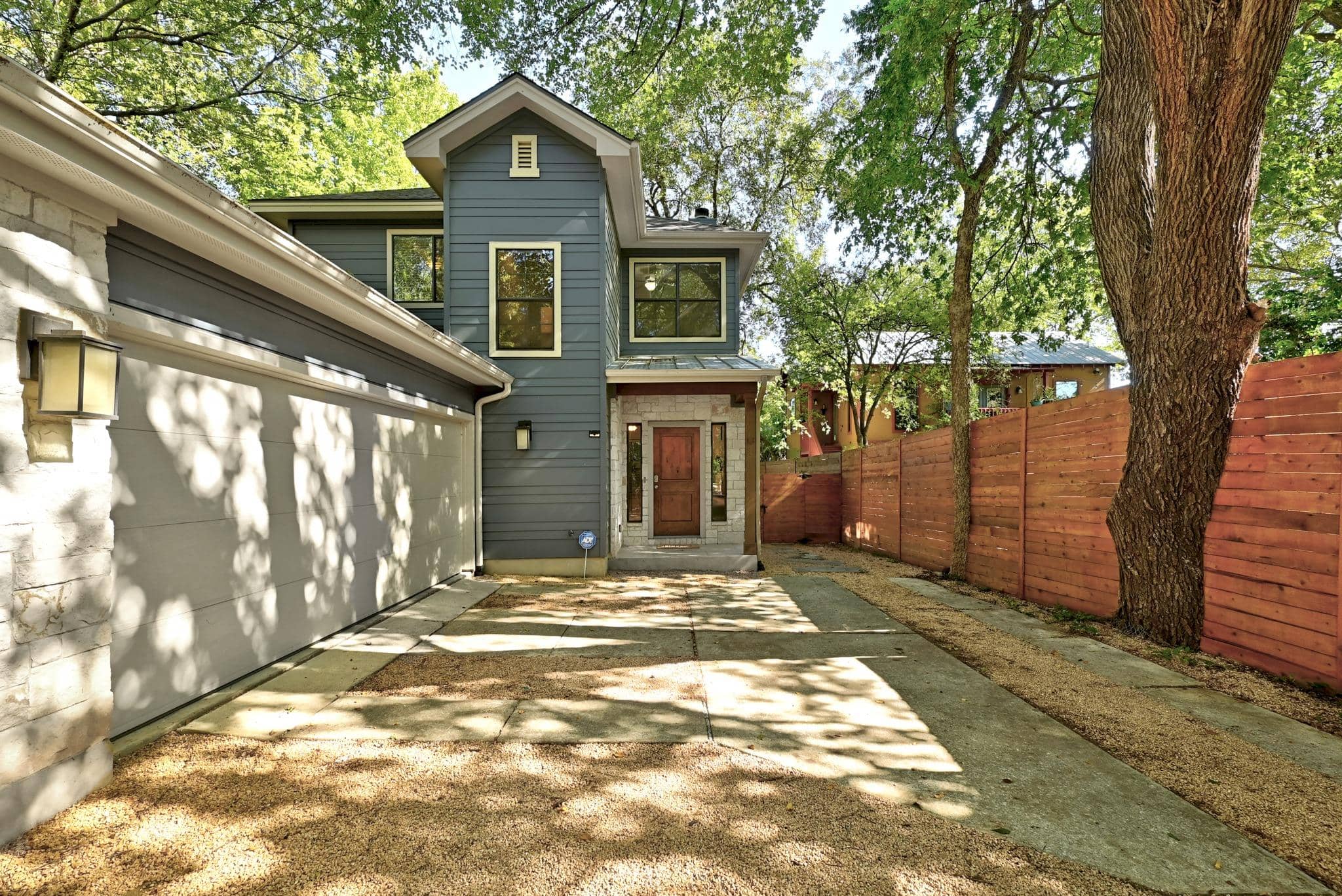 610 Fletcher #B, Austin 78704
