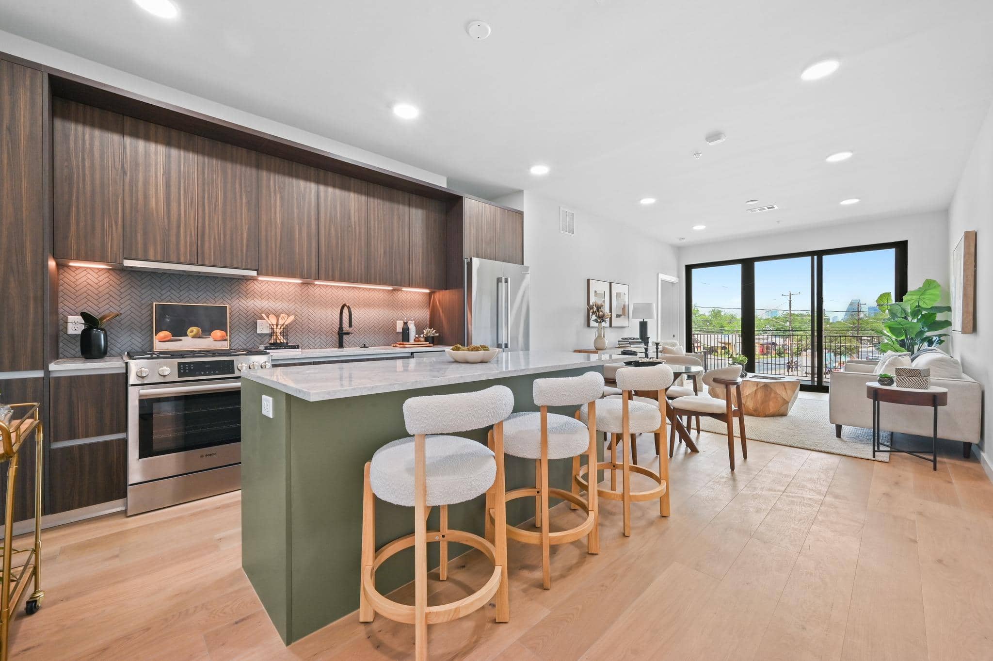 2209 1st #209, Austin 78704